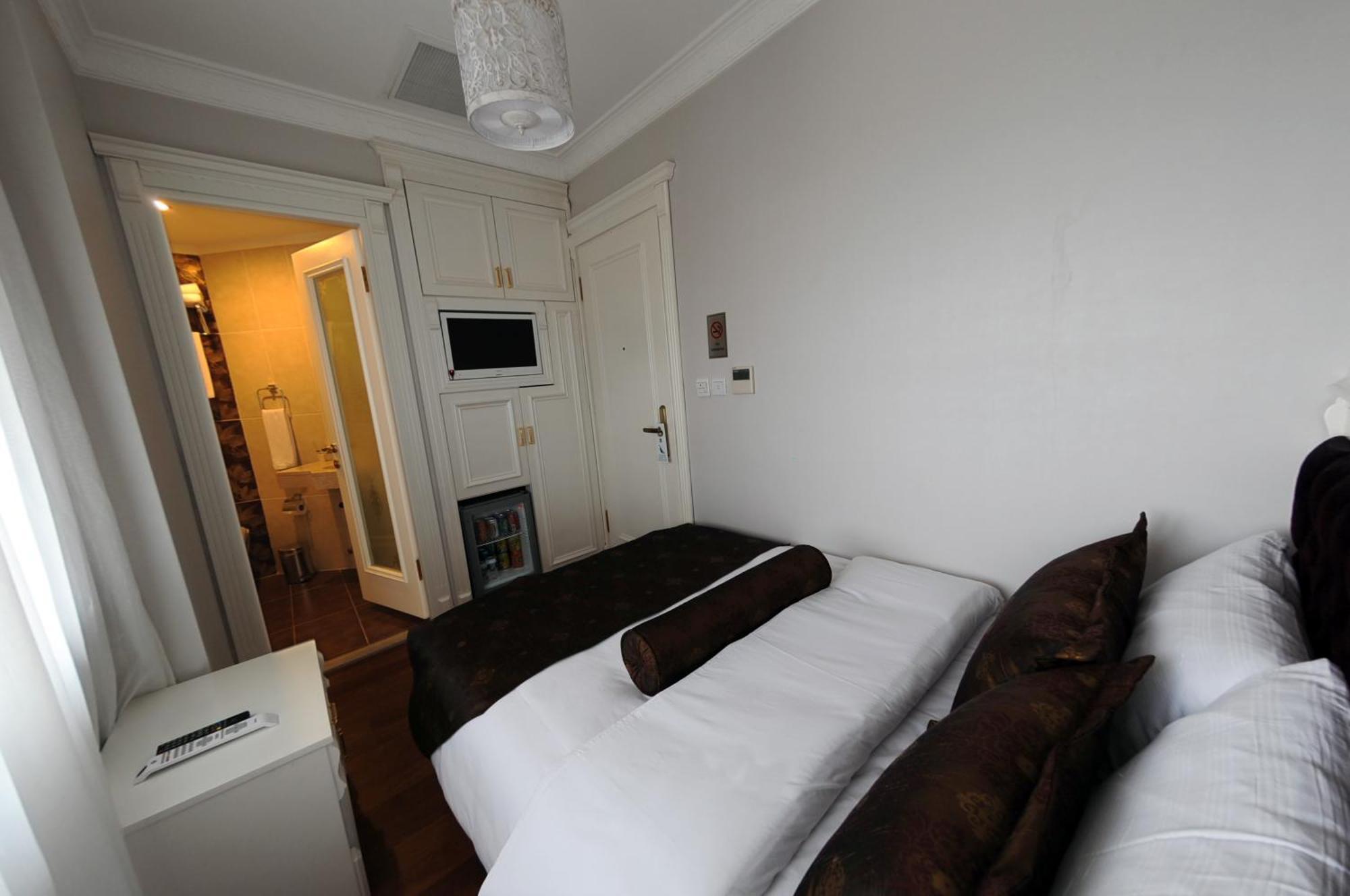 Hotel Coliseum Istambul Extérieur photo