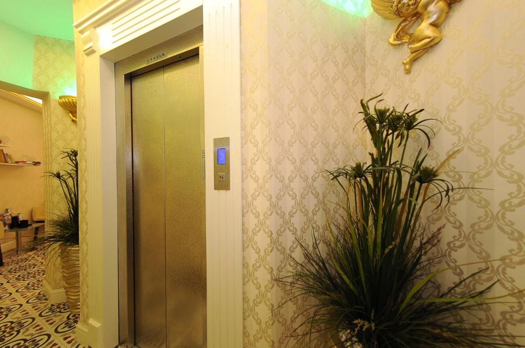 Hotel Coliseum Istambul Extérieur photo